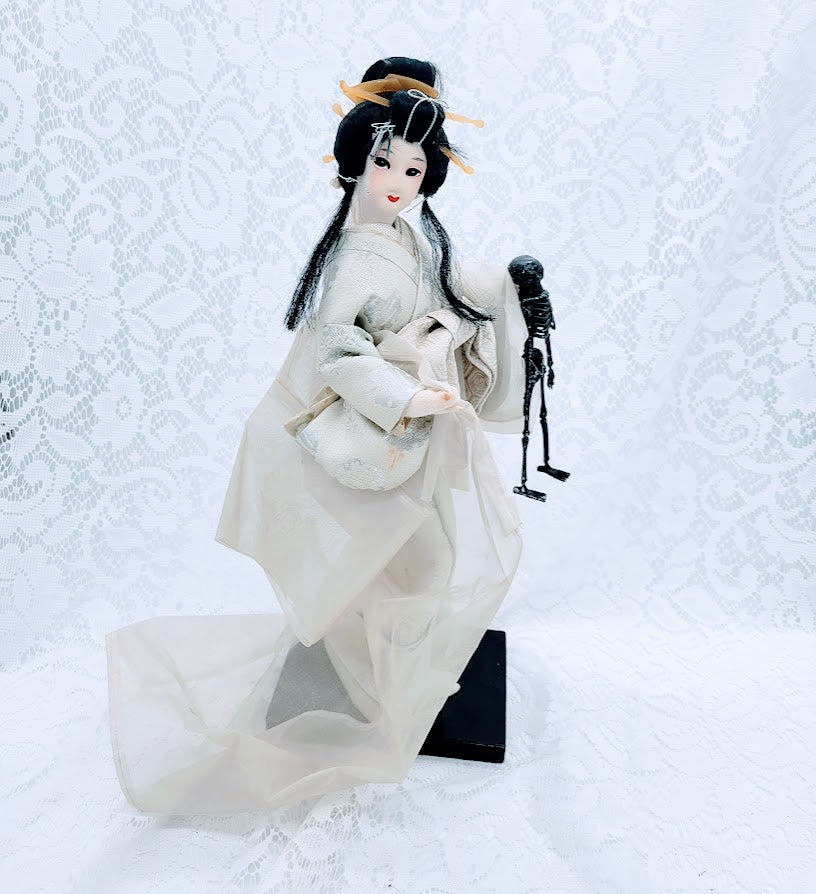 No Reserves Shirayuki Haunted Doll ~ 17" Antique Oriental Stockinette Vessel ~ Paranormal ~ Yokai Yuki Onna ~ Niigata Prefecture ~ Spooky ~ NO KIDS