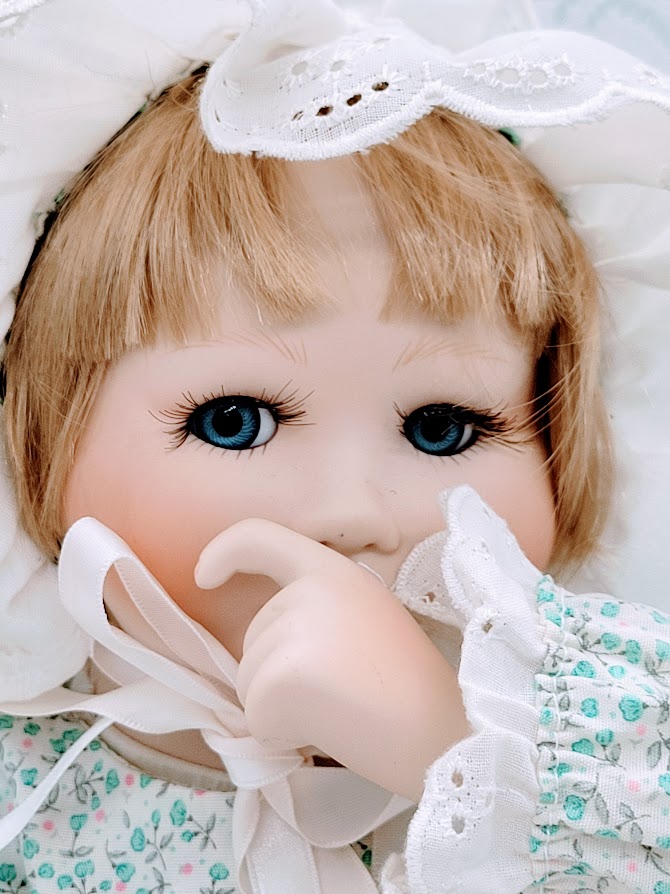 Margie Haunted Doll ~ 21" Handmade Thumb Sucking Bisque Vessel ~ Paranormal ~ Clingy ~ Emotionally Needy ~ Seeks REAL FAMILY