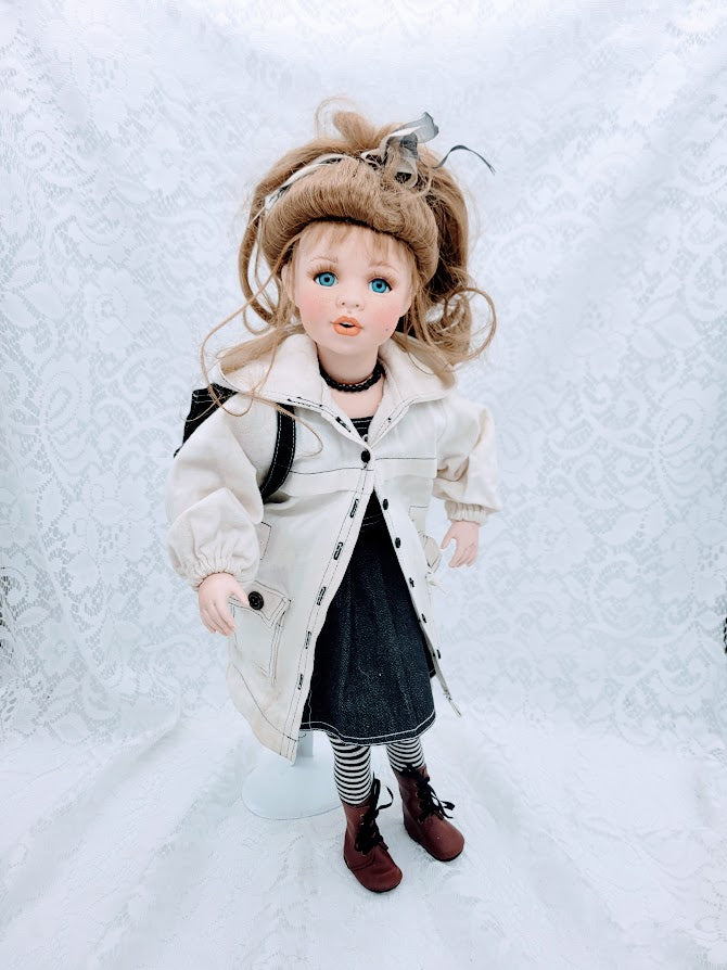 Mariah Haunted Doll ~ 23" Unusual Porcelain Contemporary Vessel ~ Paranormal ~ Runaway ~ Came From NYC ~ Sad Case ~ Needs Love/Family TRIGGER WARNING