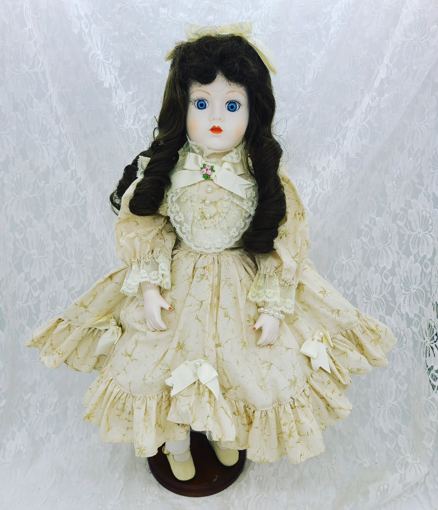 SALE! Rosemarie Haunted Doll ~ 22" Porcelain French Reproduction ~ Paranormal ~ Spooky Eyes ~ ACTIVE ~ Troubled