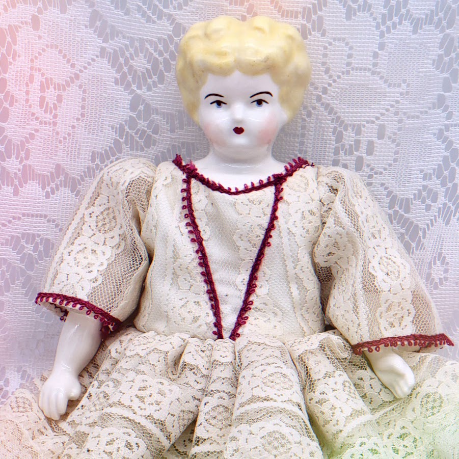 Elisabeth Haunted Doll ~ 12" Handmade Bisque Reproduction China Head Vessel ~ Paranormal ~ Killed in Berlin in the 30s ~ Victim of Serial Killer