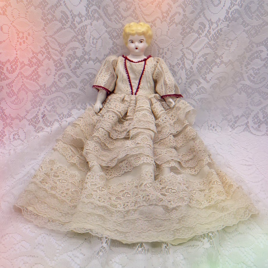 Elisabeth Haunted Doll ~ 12" Handmade Bisque Reproduction China Head Vessel ~ Paranormal ~ Killed in Berlin in the 30s ~ Victim of Serial Killer