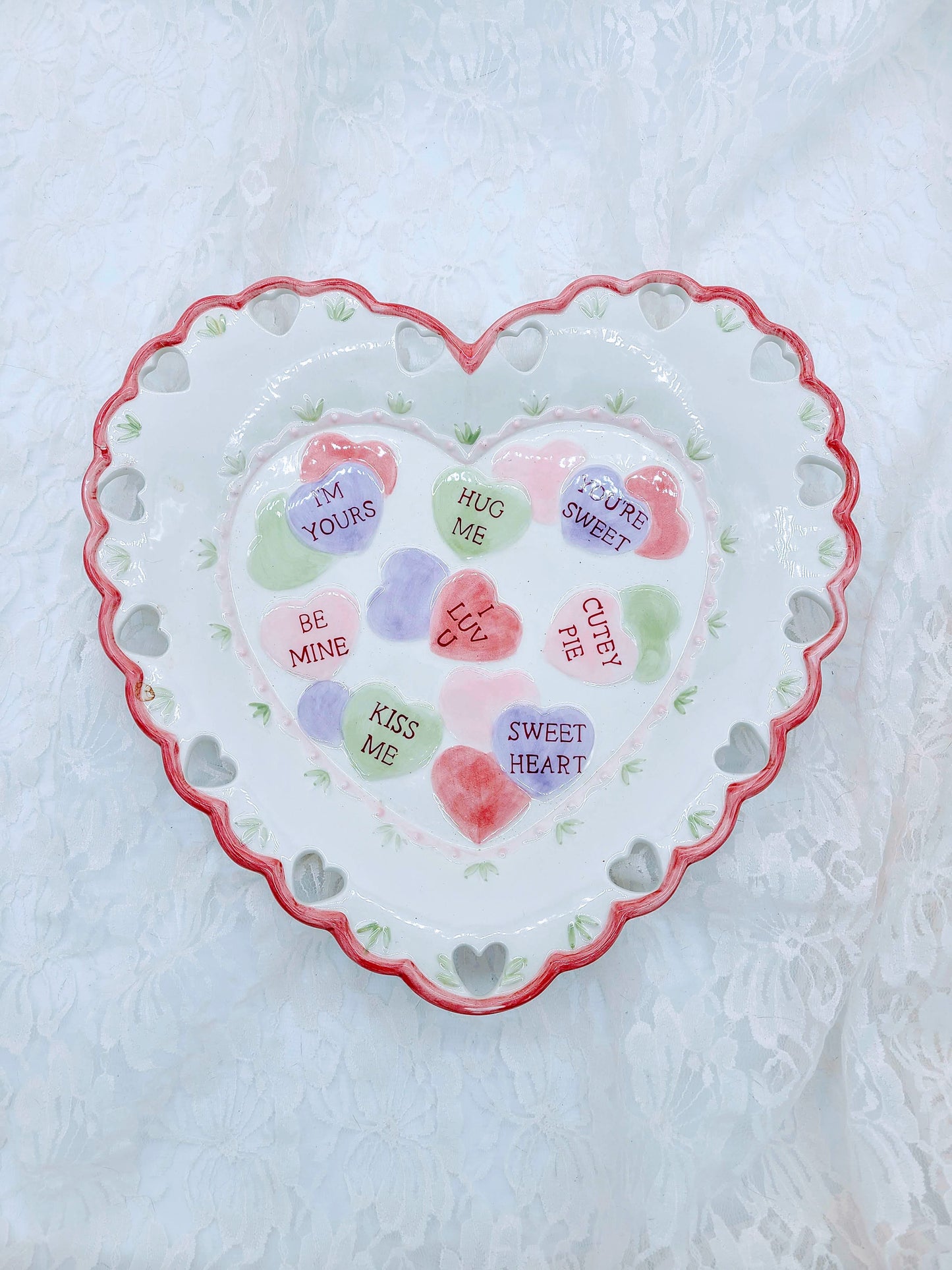 Perfect Valentine's Day Plate for CUPCAKES or anything ~ Candies, Serving, or Display