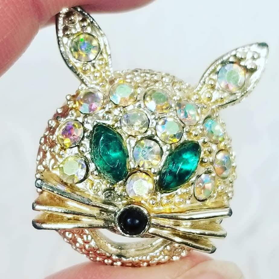 Easter Bunny 1950s Rabbit Aurora Borealis Rhinestone Crystal Gold Tone Pin Brooch