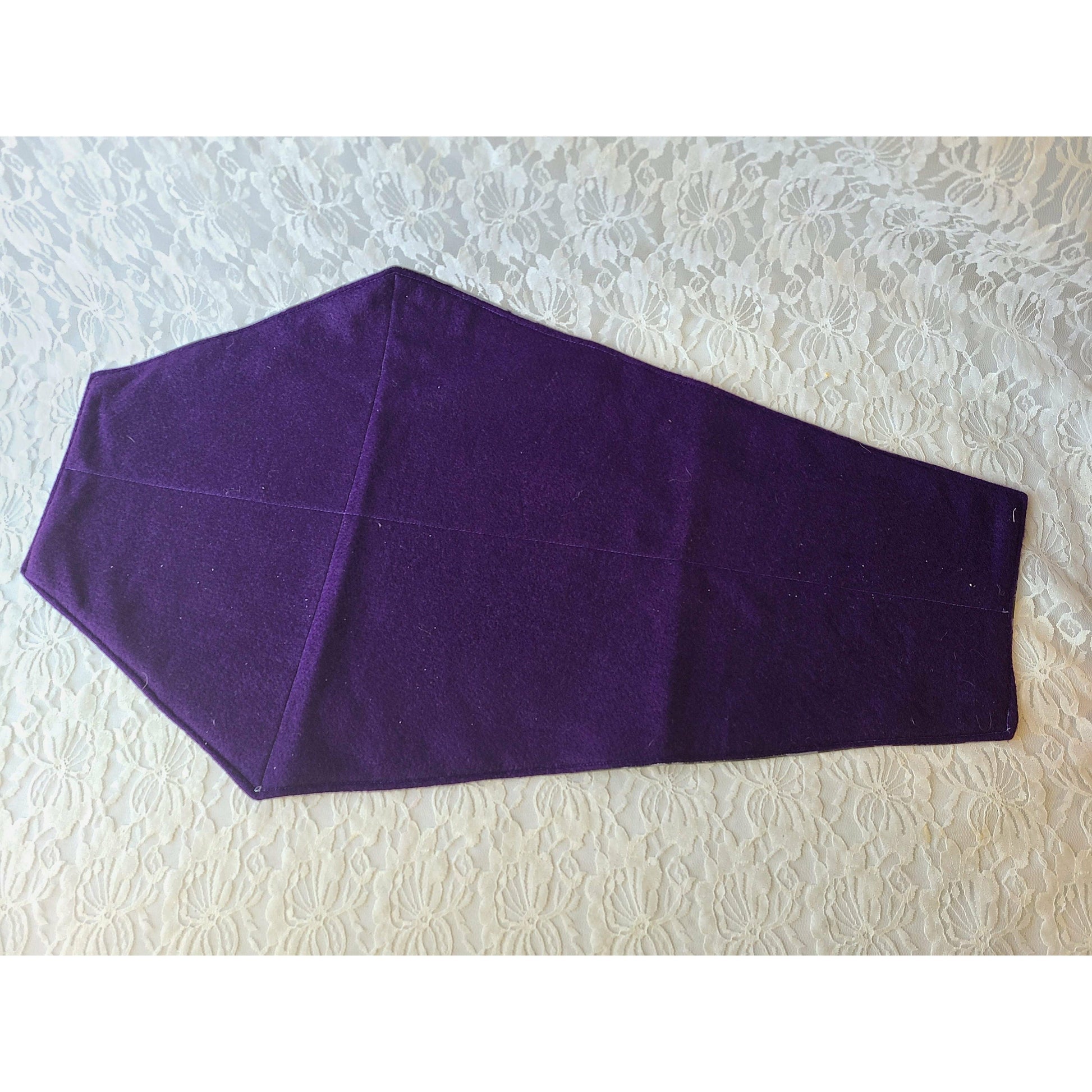 Handmade Table Runner ~ COFFIN Shaped Halloween Table Décor~ Bats ~ Purple ~ Unique ~ Quilt Style ~ OOAK Fall Decor