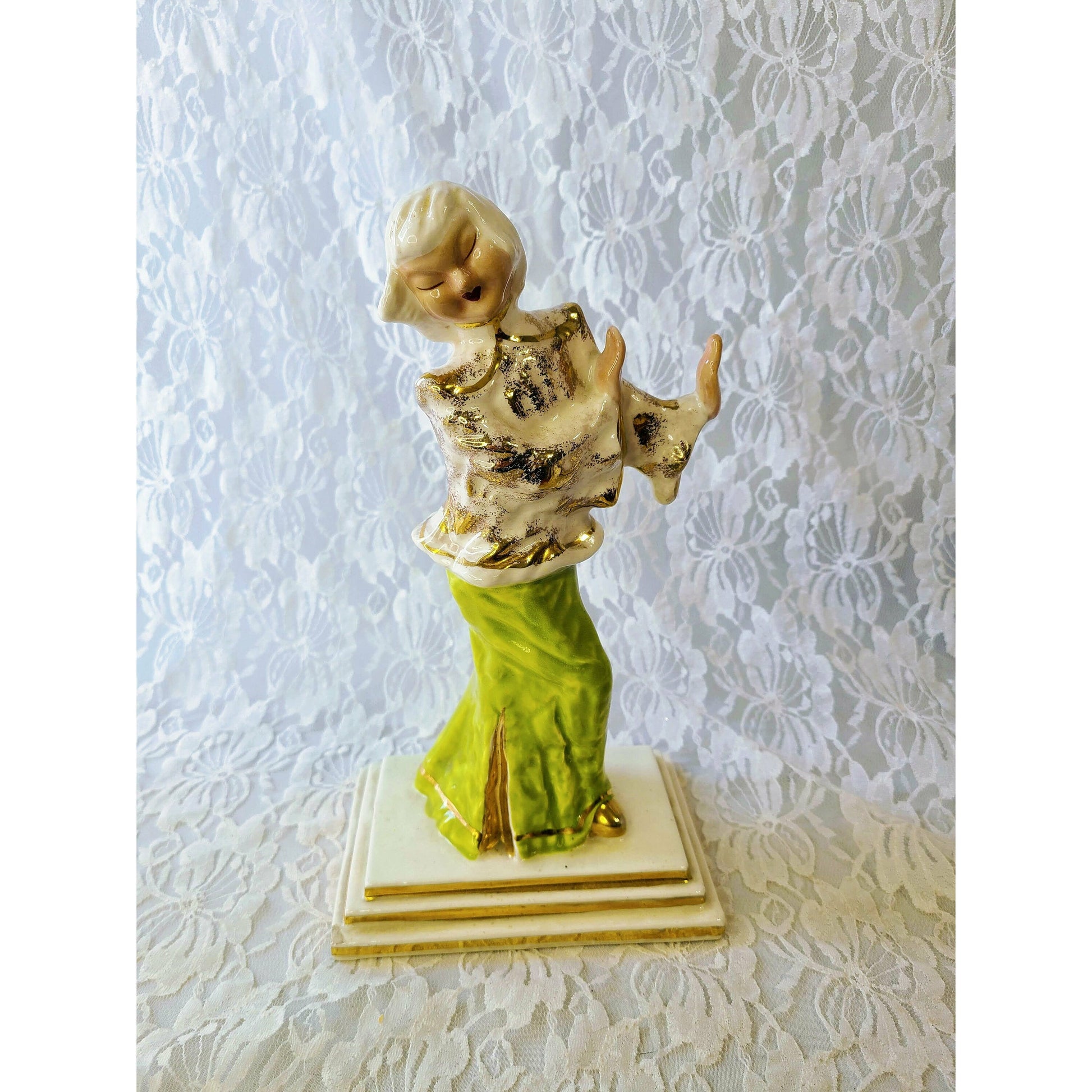 Thai Siamese Temple Dancer Figurine ~Vintage Mid Century 1950s Porcelain w/ GOLD Gilding Woman~ Collectible Figurine