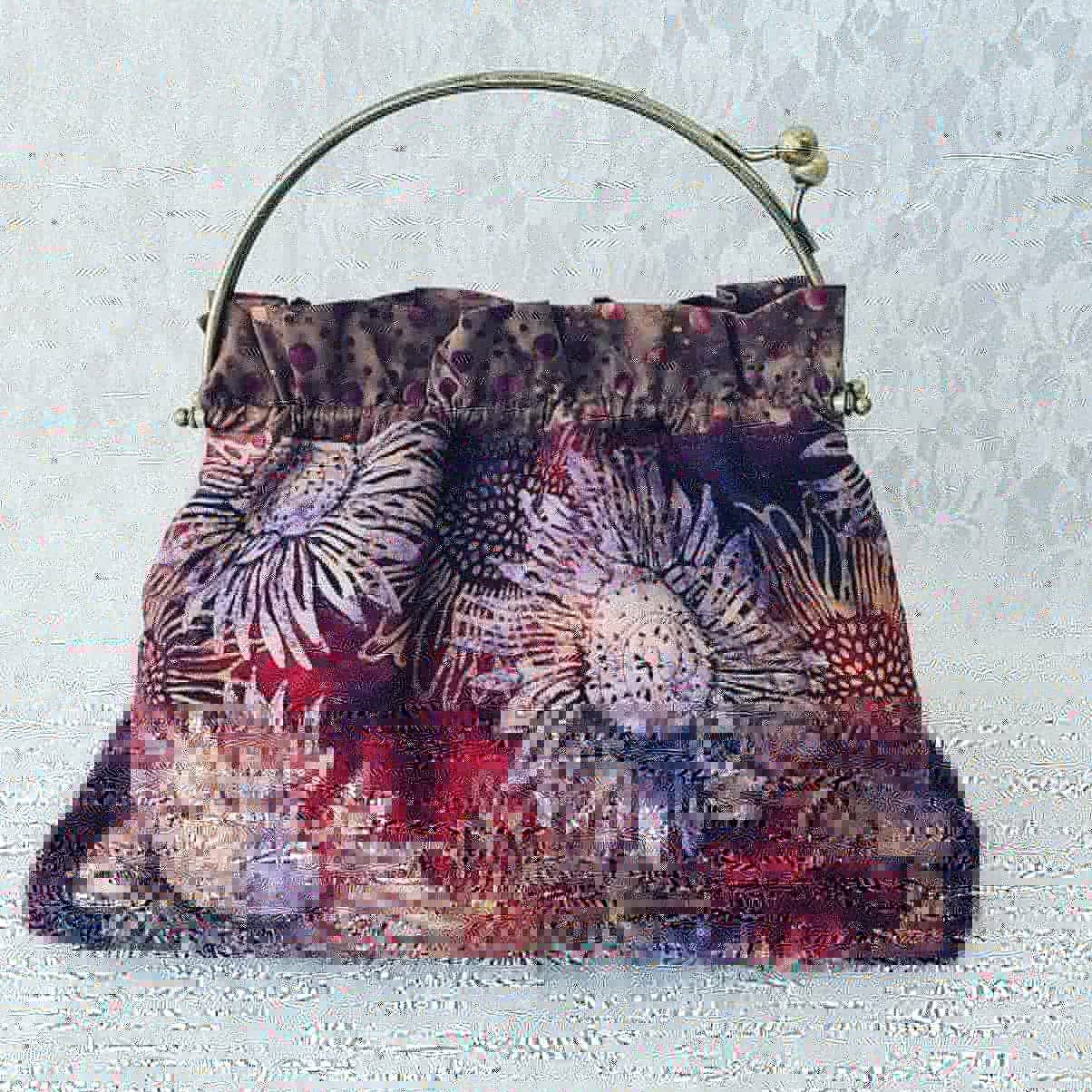 Handmade Purse ~ Vintage Style Clasp Clutch Handbag ~ Sewing ~ Makeup ~ Perfect for Phone and Essentials