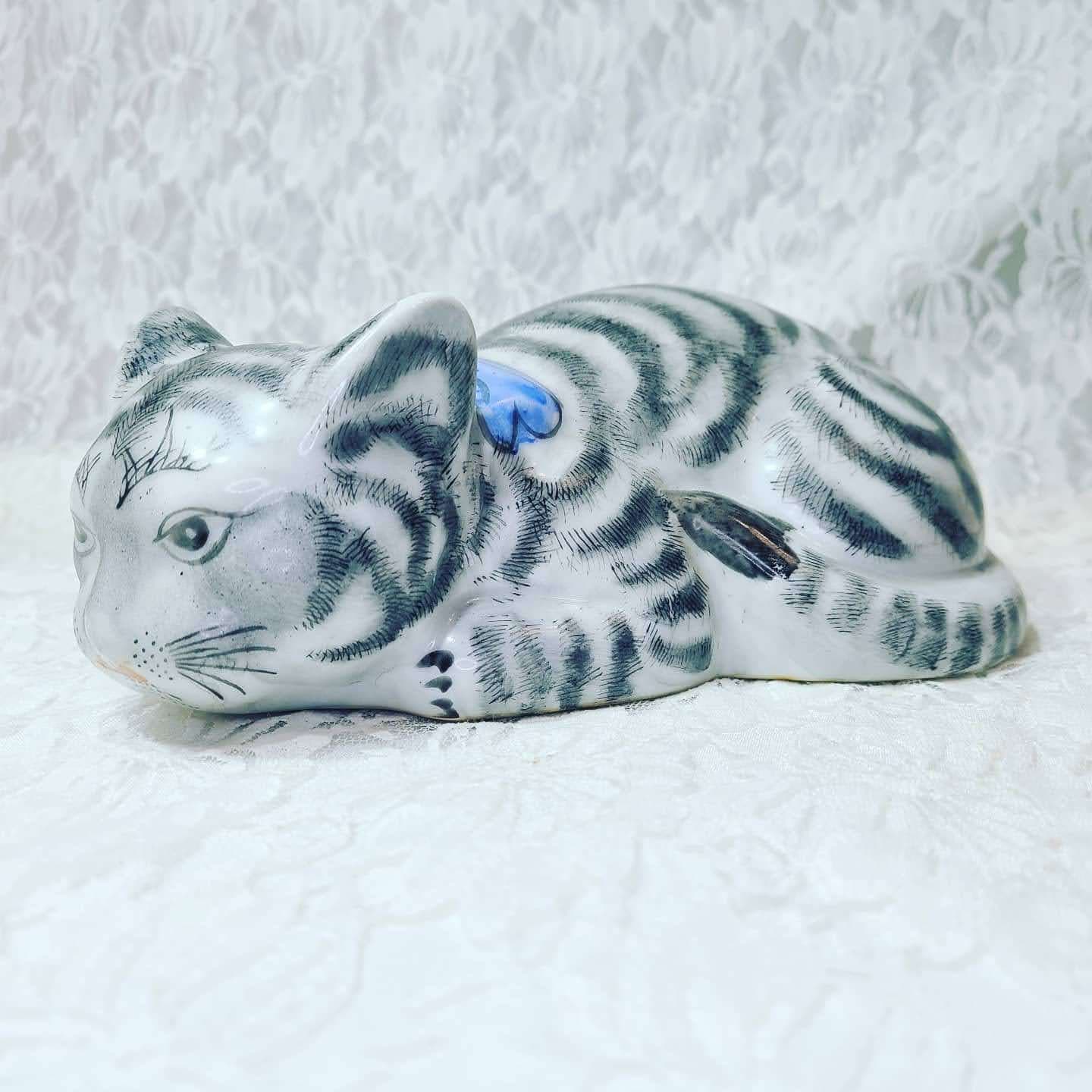 Porcelain Striped CAT Statue Figurine ~ Intricate Hand Painted Chinese Chinoiseries Sleepy Cat Ceramic Figure Soft Grey Colors ~ 8.25" x 3.5"