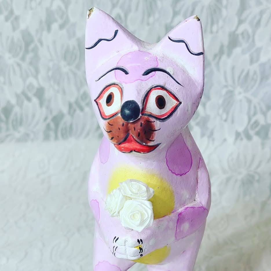 Mexican Folk Art Alebrijes Cat  ~ Alebrije ~ Made in Mexico ~ Signed ~ Hand Painted ~ Artist Unknown