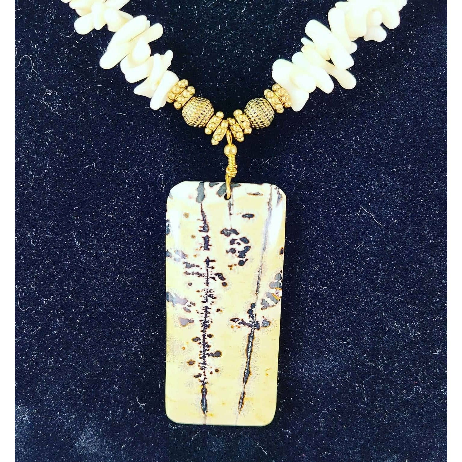 Vintage Beaded White Coral 18" Neckless w/ Dendritic Agate Pendant ~ Beautiful Handmade OOAK ~ Healing & Health Properties