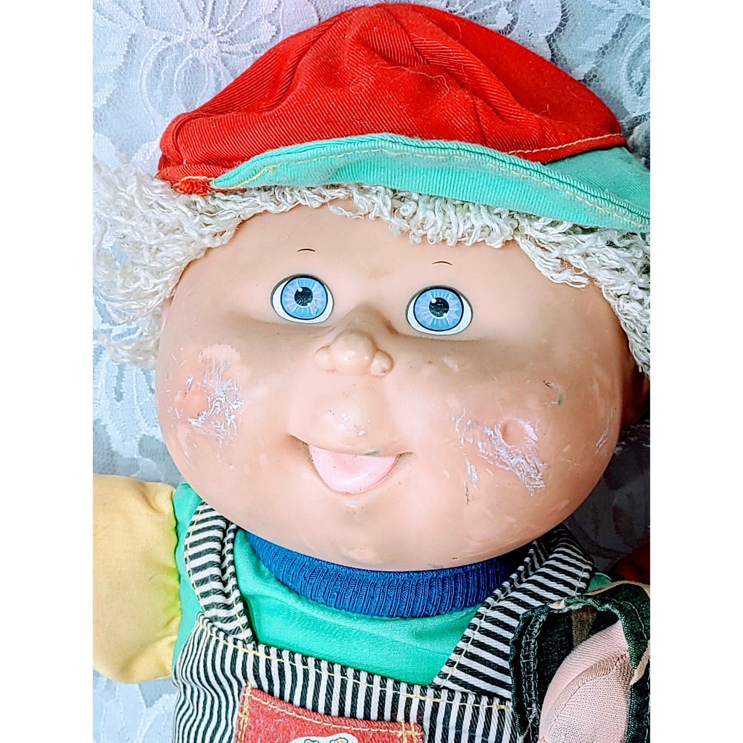 Set of Two (2) Cabbage Patch Kid BOYS ~Sold As-Is Needs TLC ~ One is from 1985 and one is from the 1990s